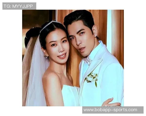 年长五岁的姐弟恋甜蜜曝光舍什科女友现场助威两人低调交往多年