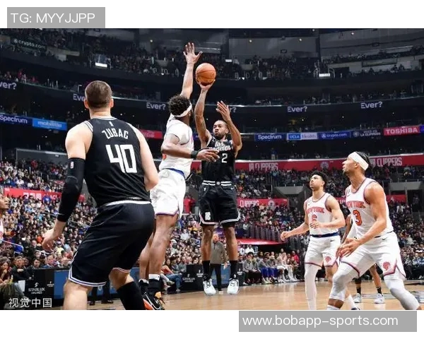 莱昂纳德全场高效发挥助球队锁定胜局30分11板4助攻展现统治力 莱昂纳德全场高效发挥助球队锁定胜局30分11板4助攻展现统治力